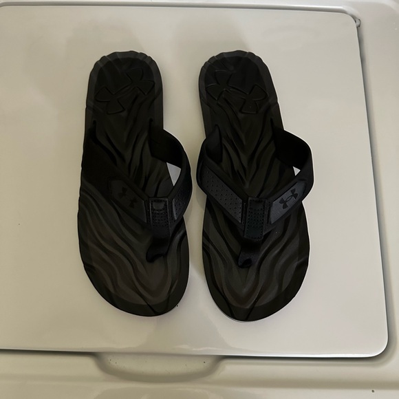 Under Armour Men’s sandals - Picture 2 of 5